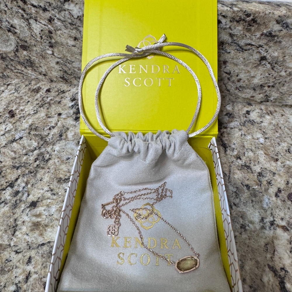 Kendra Scott Gold Necklace